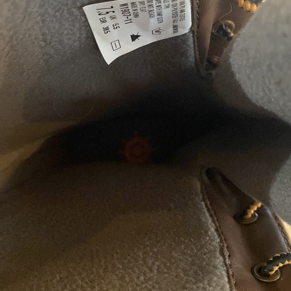 NWOT Globalwin winter weather proof boots - Picture 5 of 5